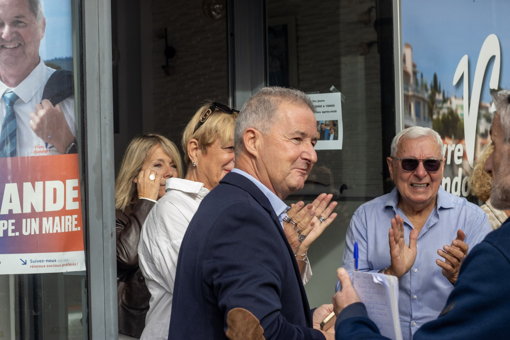 Se r&eacute;unir et travailler ensemble pour Vivre Bandol!